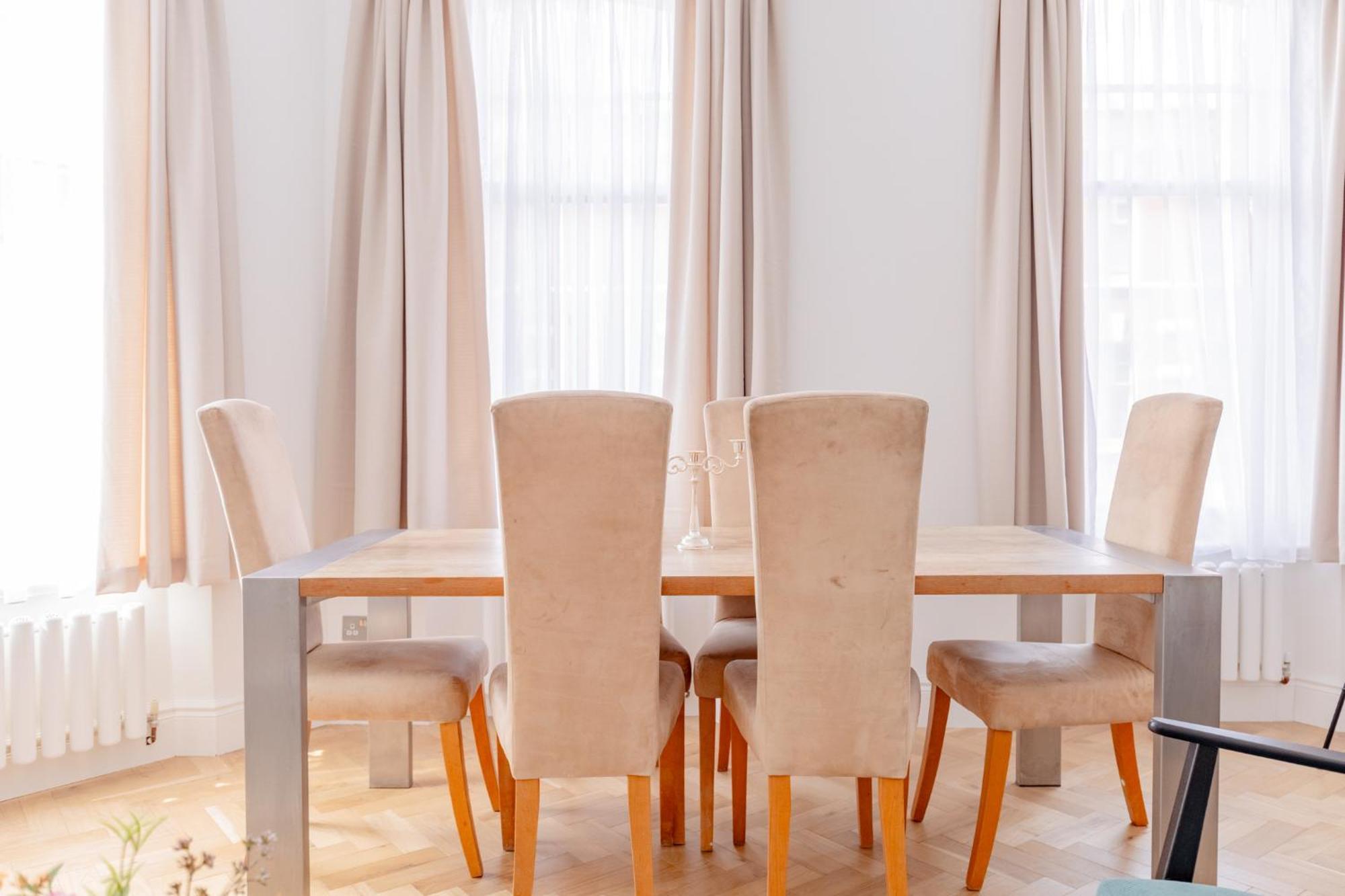 Apartment Luxurious 3bd Flat On Kings Road Heart Of Chelsea