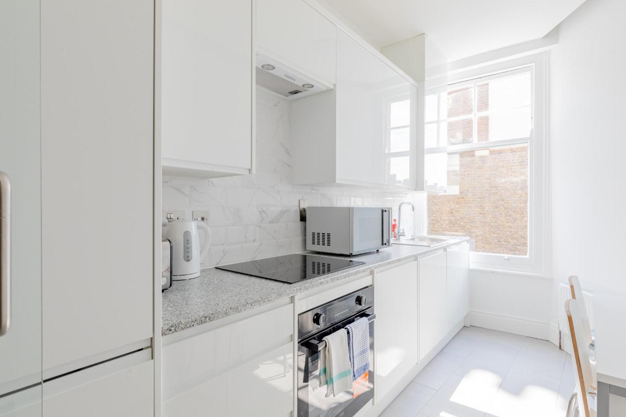 Luxurious 3bd Flat On Kings Road Heart Of Chelsea London