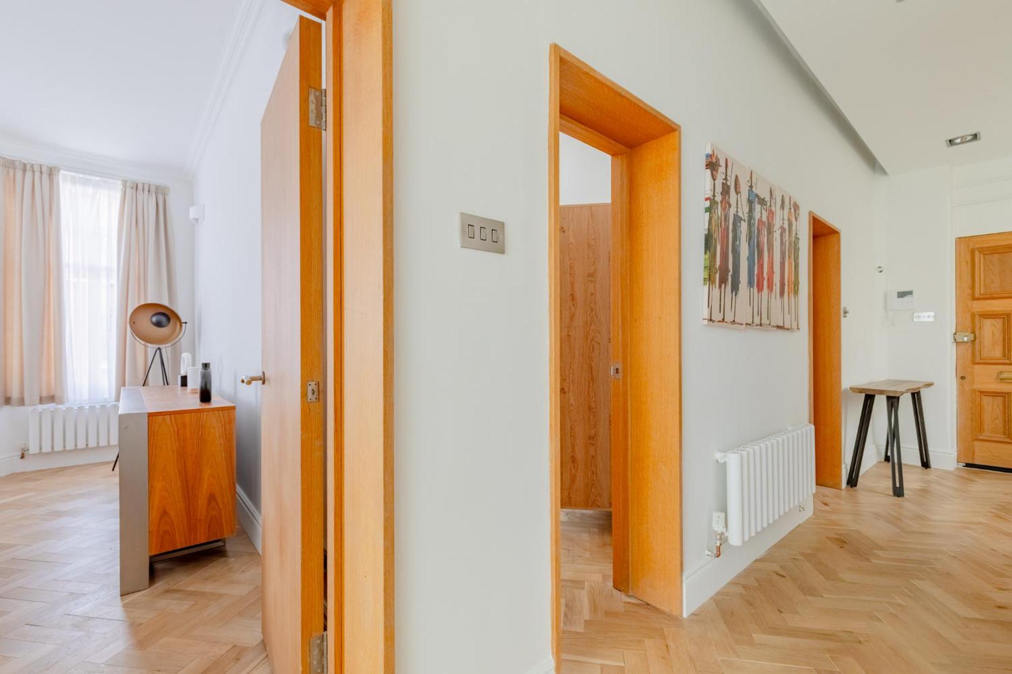 Luxurious 3bd Flat On Kings Road Heart Of Chelsea Apartment London